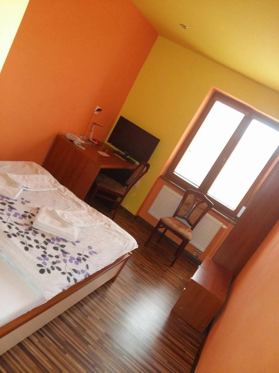 Hotel Central Sala חדר תמונה