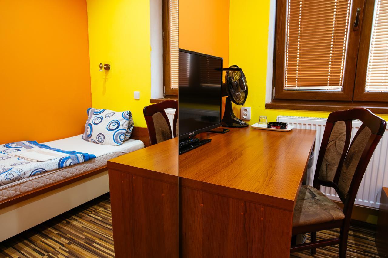 Hotel Central Sala מראה חיצוני תמונה