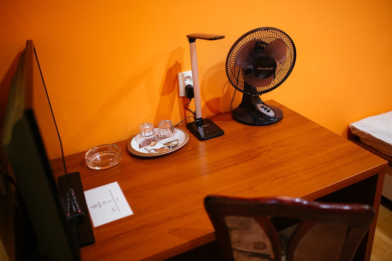 Hotel Central Sala מראה חיצוני תמונה